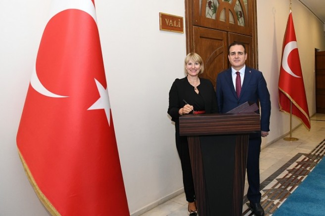Birleşik Krallık Ankara Büyükelçisi Jill Morris, Vali İdris Akbıyık’ı Ziyaret Etti