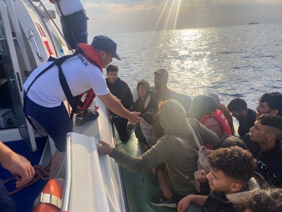Bodrum ve Datça açıklarında düzensiz göçmenler kurtarıldı